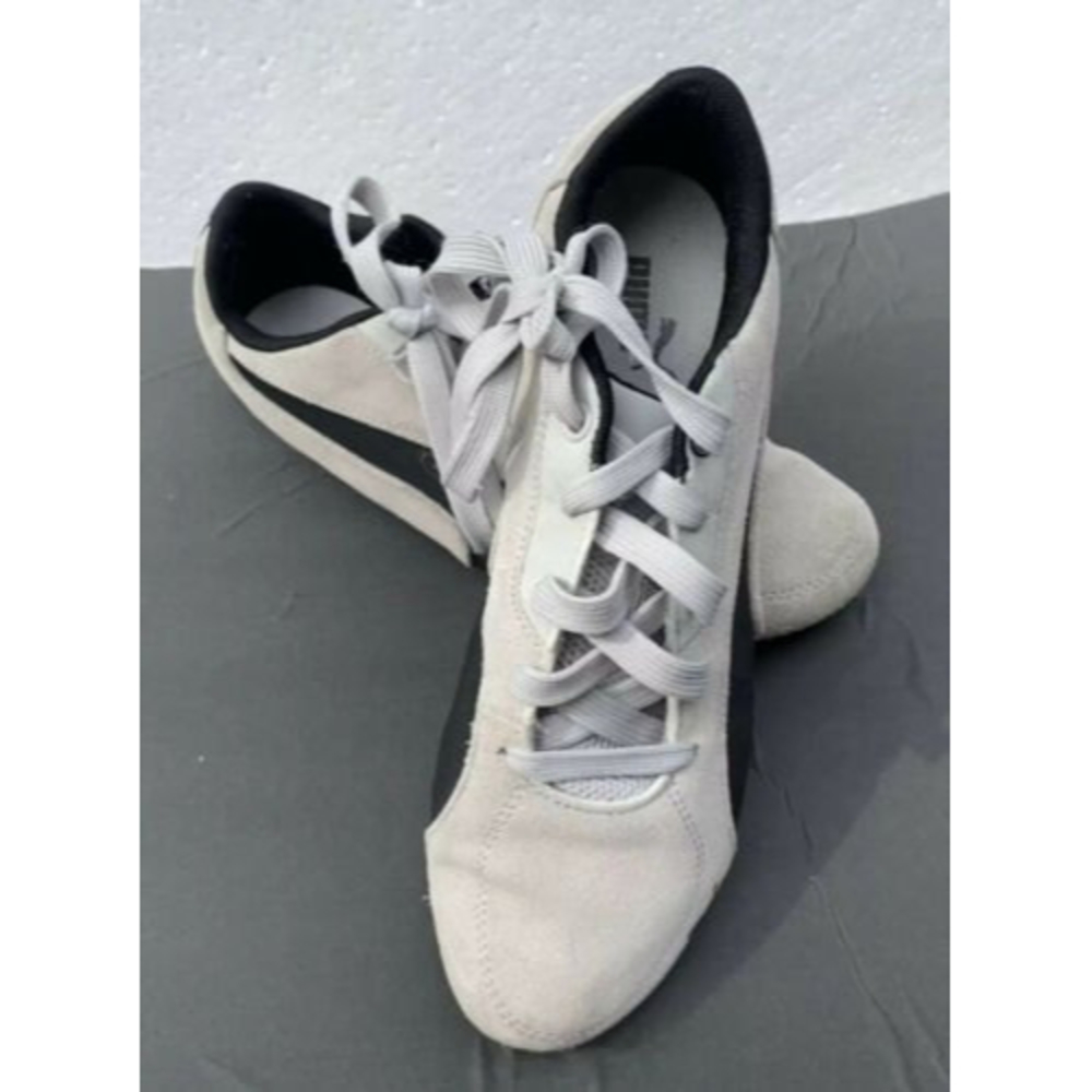 Puma Sz 8 Womens Gray Suede And Black Shoes Sneakers Athletic Tennis Clean